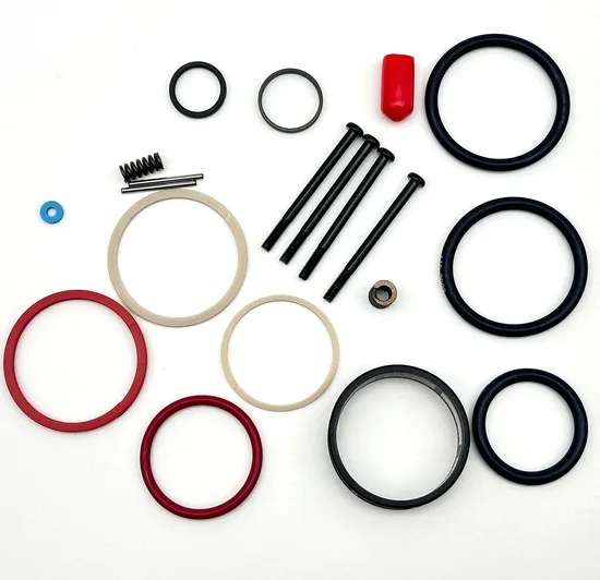 C7-C9-Heui-Injector-Repair-Kit-with-Sealing-Rings-and-Washers