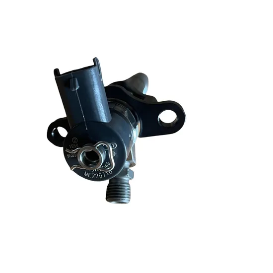 Excavator-Parts-Diesel-Fuel-Injector-Me226718-0445-120-048-for-HD820V-Mitsubishi-4m50