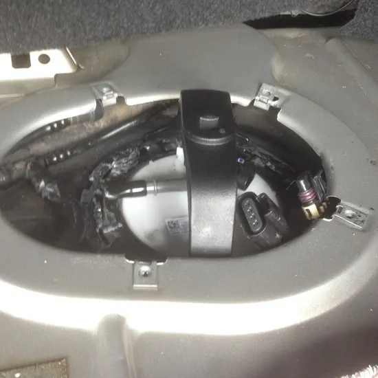 Factory-Price-Automotive-Repair-Hand-Tool-Fuel-Tank-Cover-Installer-Remover-Wrench-for-Mercedes-Benz-W204-W207-W212